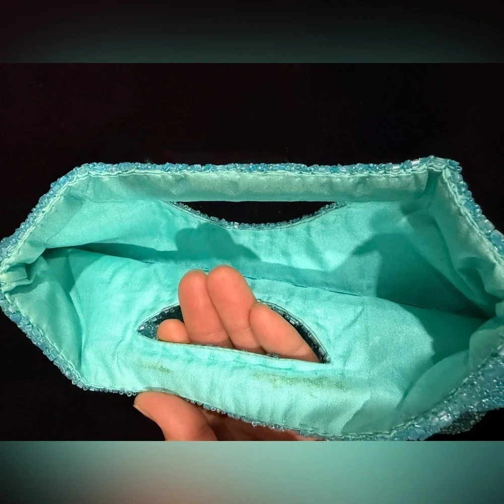 Moyna Turquoise and Cream Beaded Clutch